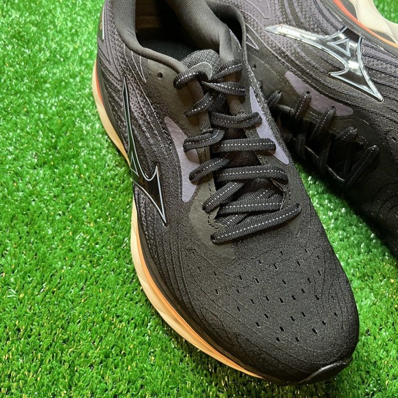 Mizuno Wave Sky 6 Women's Size 8.5 ‘Black/quicksilver’ Running Shoes 411371.90QS - Picture 13 of 15
